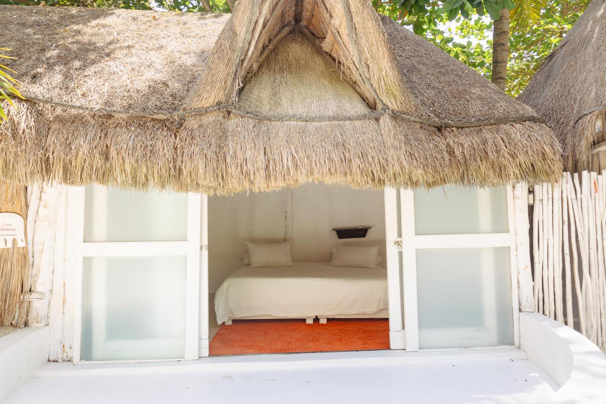 Shambala Beach House Tulum Pueblo Buitenkant foto